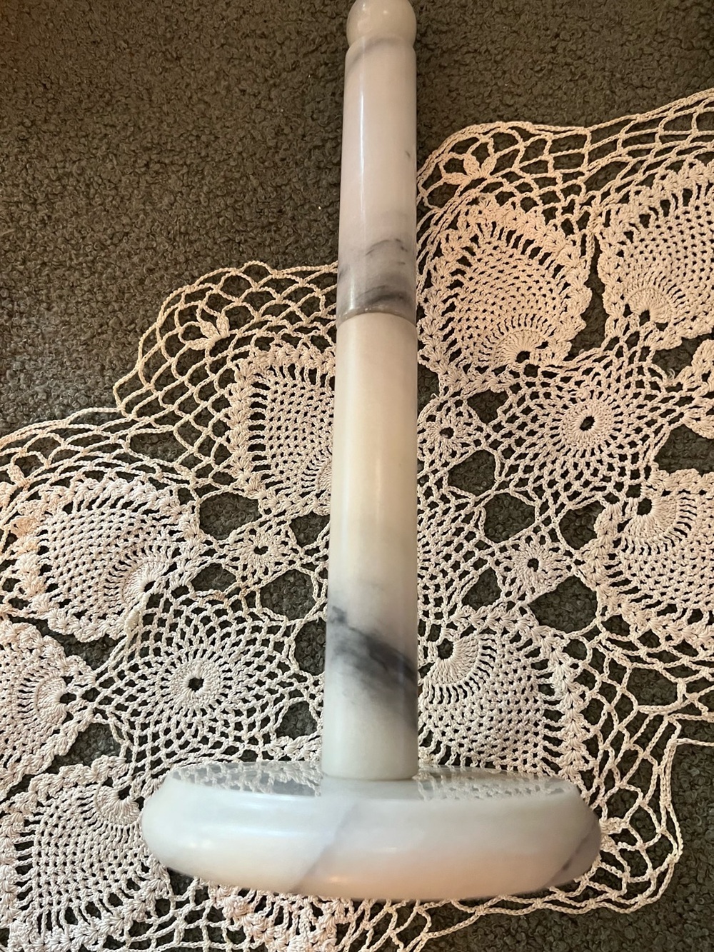 Vintage Solid Marble Paper Towel Holder it’s in 3 Pieces for Optimal Use EUC